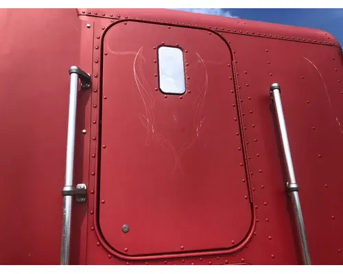 Freightliner FLD120 Sleeper