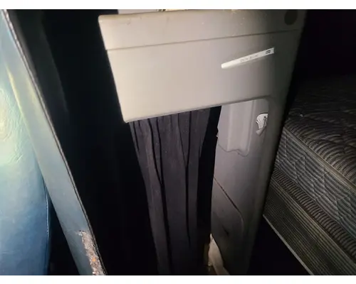 Freightliner FLD120 Sleeper