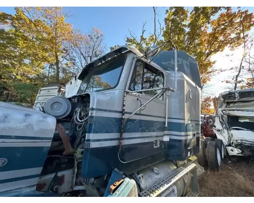 Freightliner FLD120 Sleeper