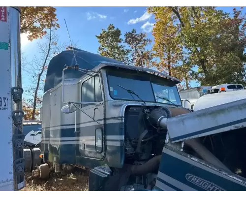 Freightliner FLD120 Sleeper