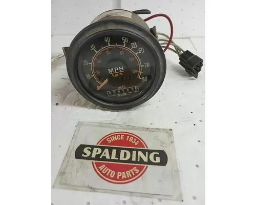 Freightliner FLD120 Speedometer Head Cluster