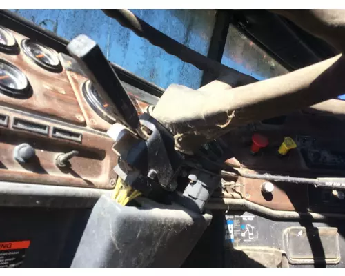 Freightliner FLD120 Steering Column