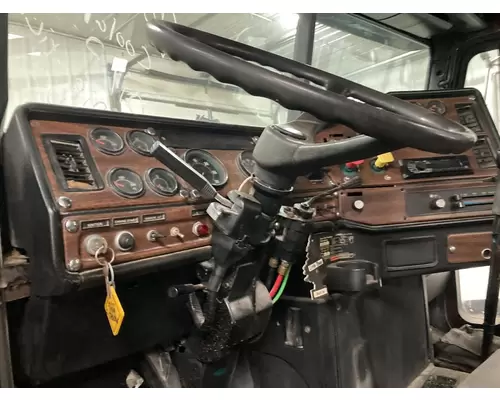 Freightliner FLD120 Steering Column