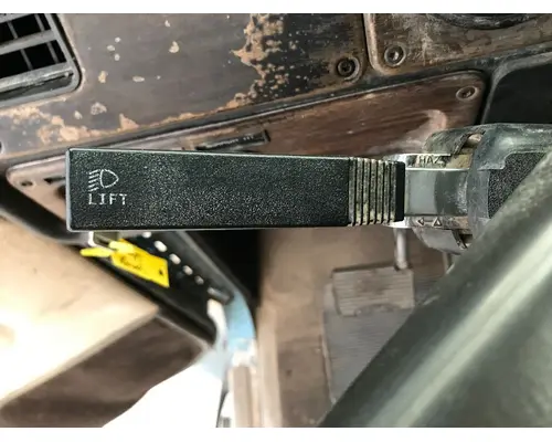 Freightliner FLD120 Steering Column