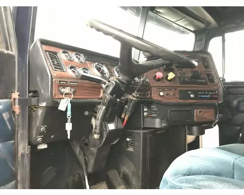 Freightliner FLD120 Steering Column