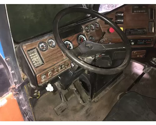 Freightliner FLD120 Steering Column