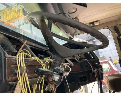 Freightliner FLD120 Steering Column