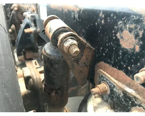 Freightliner FLD120 Suspension