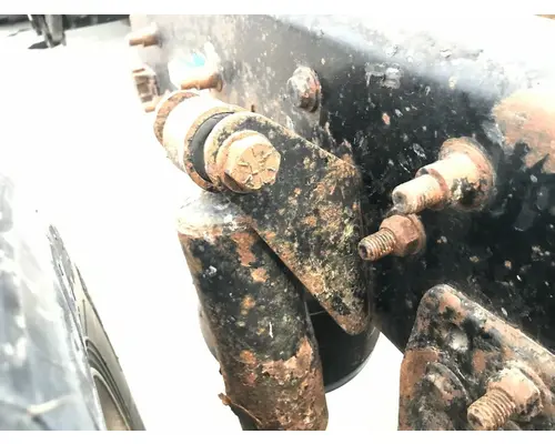 Freightliner FLD120 Suspension