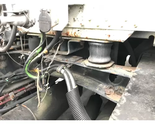 Freightliner FLD120 Suspension
