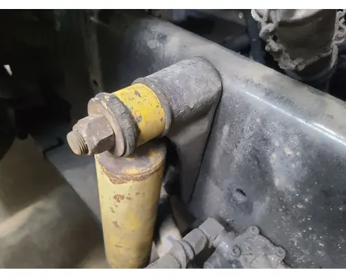 Freightliner FLD120 Suspension