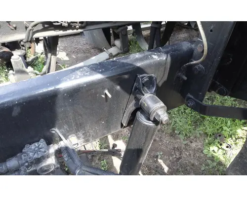 Freightliner FLD120 Suspension