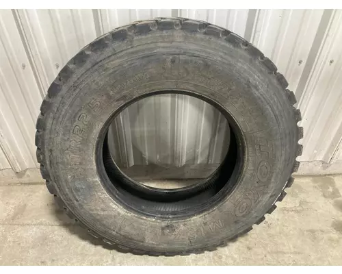 Freightliner FLD120 Tires