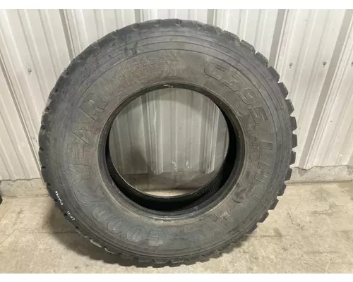 Freightliner FLD120 Tires