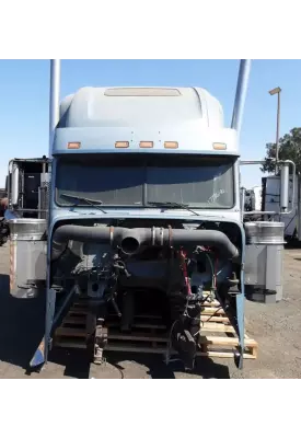 Freightliner FLD132 XL CLASSIC Cab