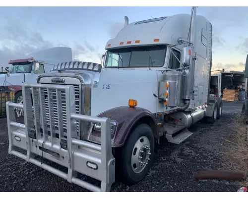 Freightliner FLD132 XL CLASSIC Hood