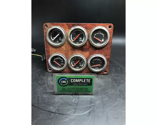 Freightliner FLD132 XL CLASSIC Instrument Cluster