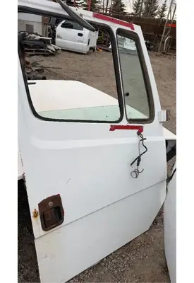 Freightliner FLD Door Assembly, Front