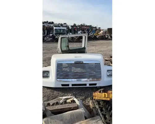 Freightliner FLD Hood