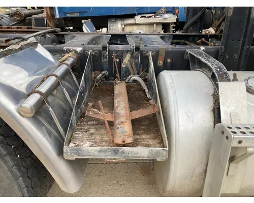 Freightliner FLT Battery Box