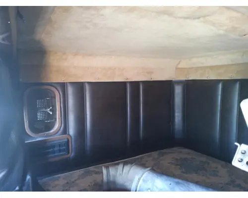 Freightliner FLT Body, Misc. Parts