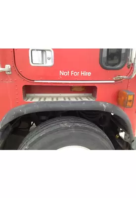 Freightliner FLT Cab Exterior Panel