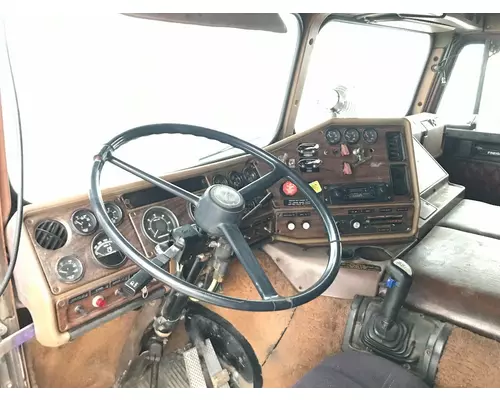 Freightliner FLT Dash Assembly