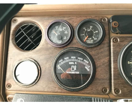 Freightliner FLT Dash Assembly