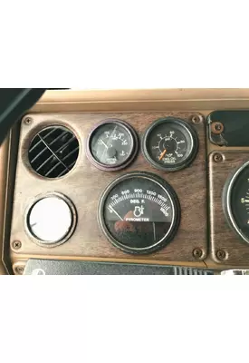 Freightliner FLT Dash Panel