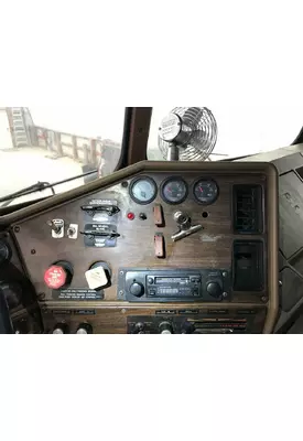 Freightliner FLT Dash Panel