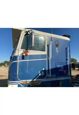 Freightliner FLT Door Assembly, Front
