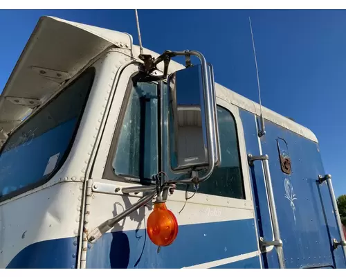 Freightliner FLT Door Mirror