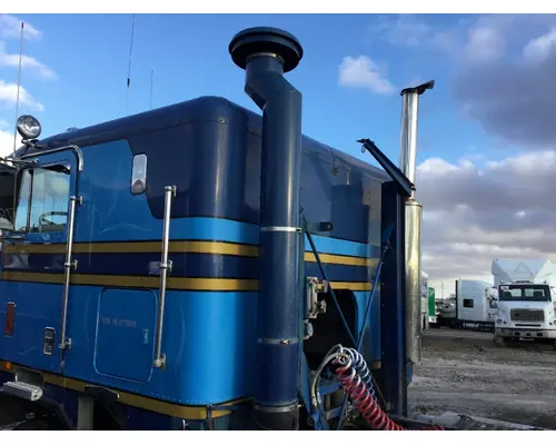 Freightliner FLT Engine Misc. Parts