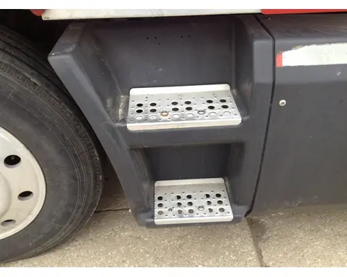 Freightliner FLT Fairing (Side)