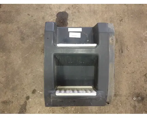 Freightliner FLT Fairing (Side)