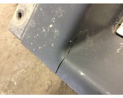 Freightliner FLT Fairing (Side)