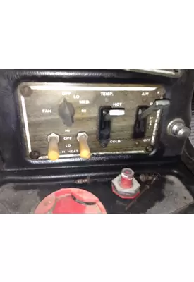 Freightliner FLT Heater & AC Temperature Control