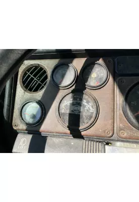 Freightliner FLT Instrument Cluster