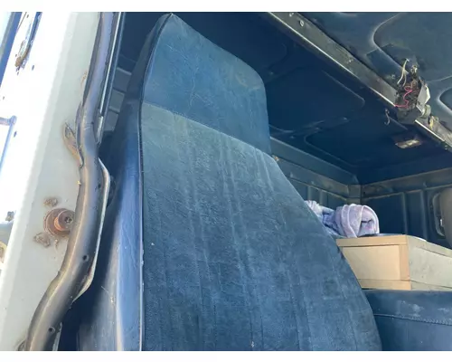 Freightliner FLT Seat (non-Suspension)