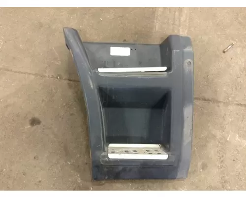 Freightliner FLT Skirt