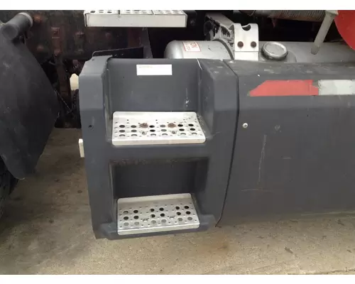 Freightliner FLT Skirt