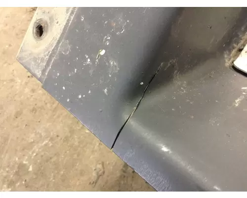 Freightliner FLT Skirt