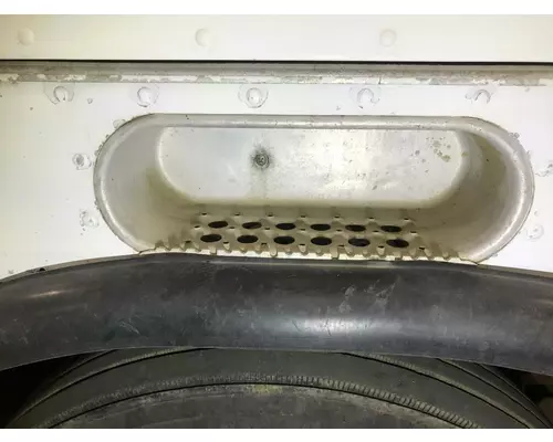 Freightliner FLT Step (Fuel Tank, Fairing)