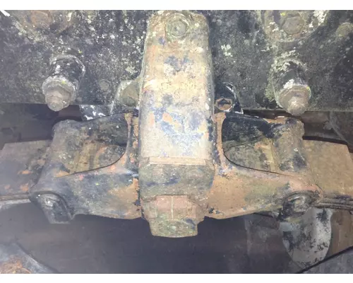 Freightliner FLT Suspension Spring Equalizer