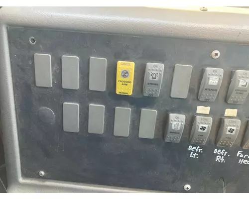 Freightliner FS65 Dash Assembly