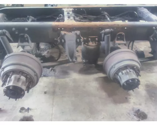 Suspension FREIGHTLINER FAS II AIRLINER LATE TANDEM LKQ Evans Heavy Truck Parts
