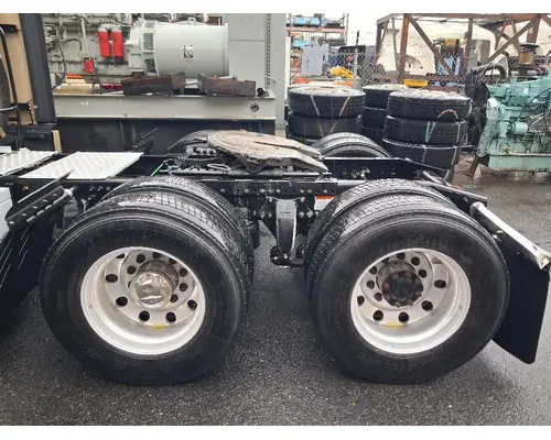 Cutoff Assembly (Housings & Suspension Only) FREIGHTLINER FAS II Airliner Geco - Fresno