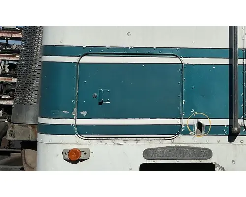 Body Parts, Misc. FREIGHTLINER FL Cabover Geco - Fresno