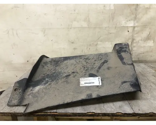 Fender Freightliner FL106 Vander Haags Inc Cb