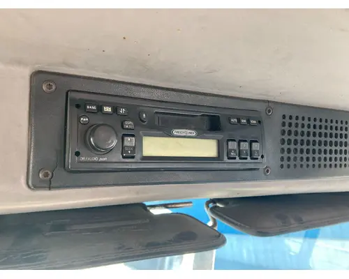 Radio Freightliner FL112 Vander Haags Inc Kc